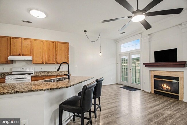 Building Photo - 26065 Lands End Dr