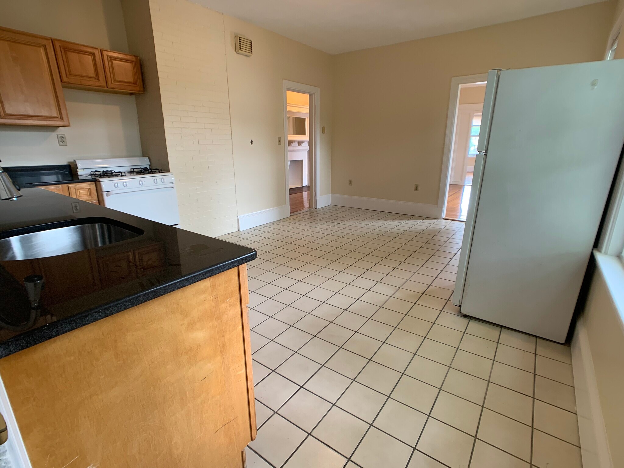 Building Photo - 80 Corey Rd