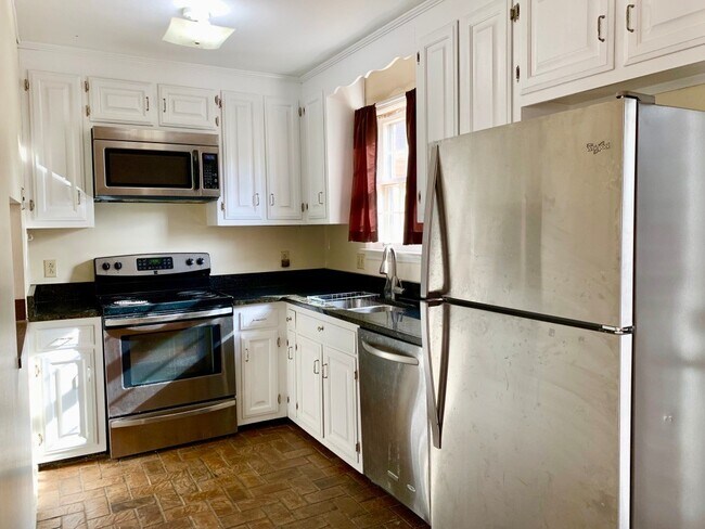 Building Photo - 179 Woodmont Blvd