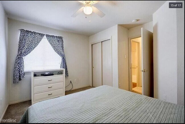 Building Photo - 3 br, 2.5 bath House - 11900 Lima Drive