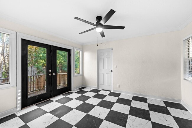 Building Photo - 4514 9th Ave N