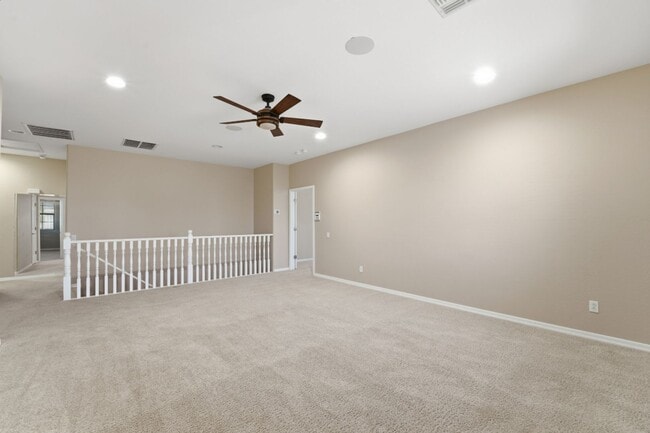 Building Photo - Spacious 3-Bedroom + Loft Home with Mounta...