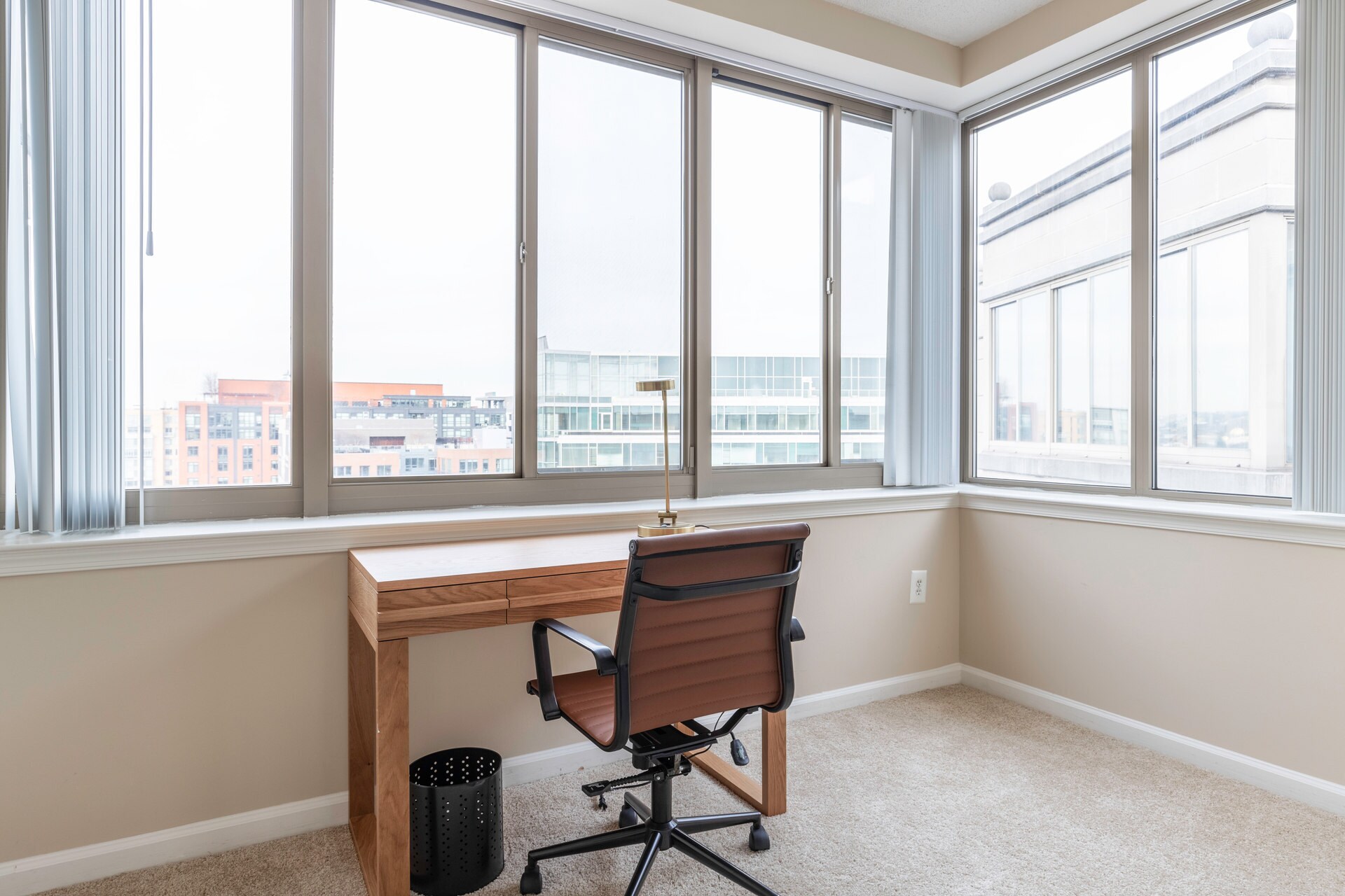 Building Photo - 4918 St Elmo Ave