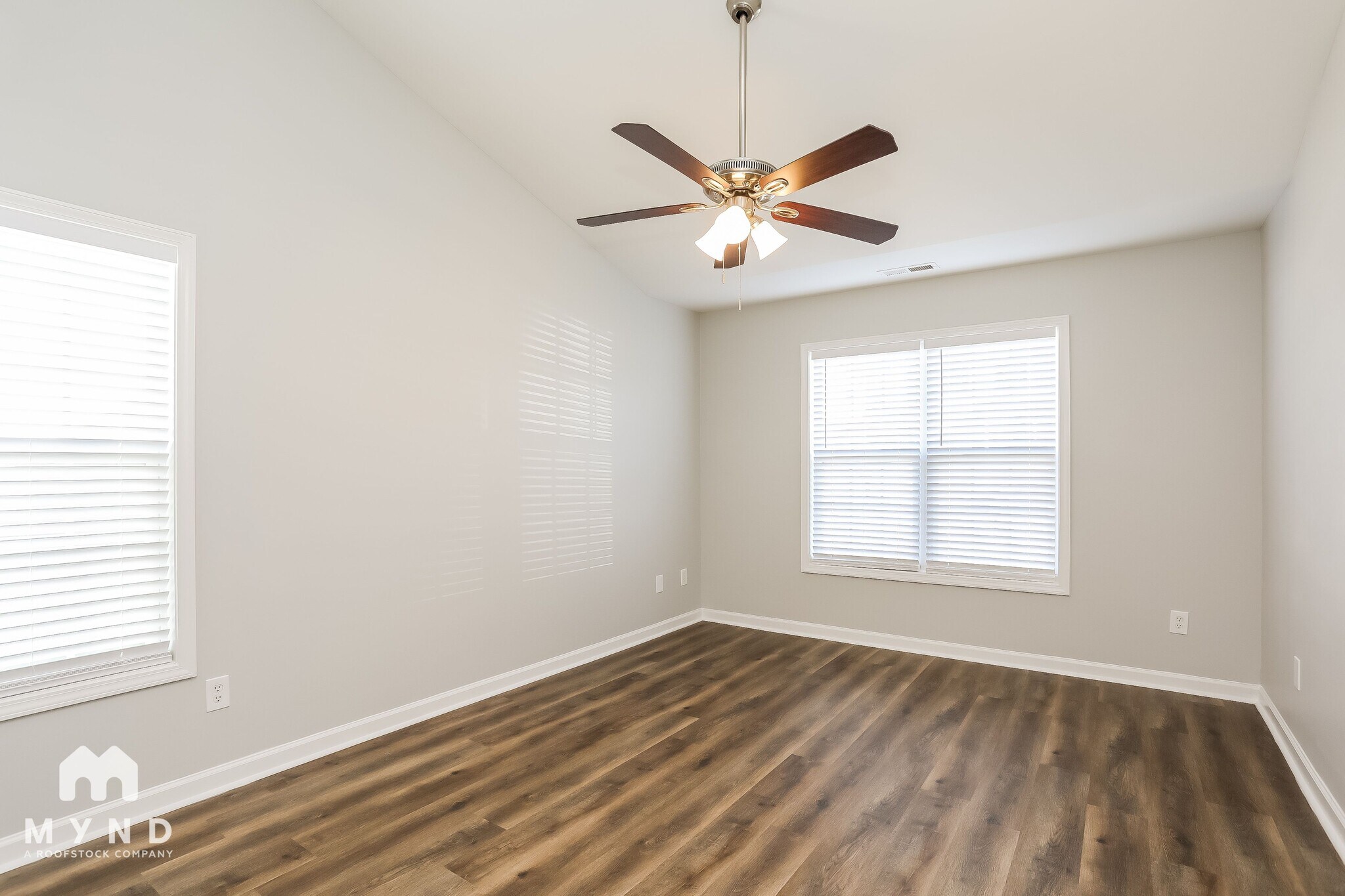 Building Photo - 1256 Sweetgrass St