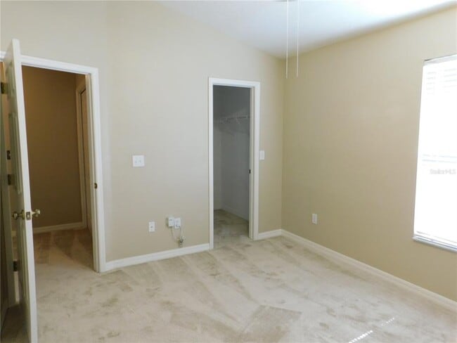 Building Photo - 12450 Country White Cir