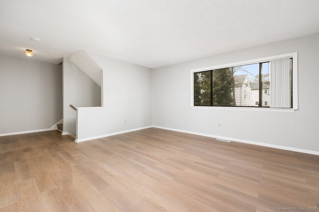 Building Photo - 422 Courtland Ave