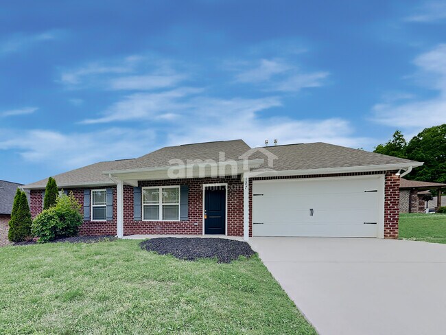 Primary Photo - 127 Ann Cove Ln