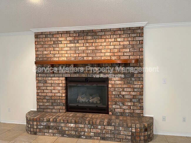 Building Photo - 6274 Robinhood Rd
