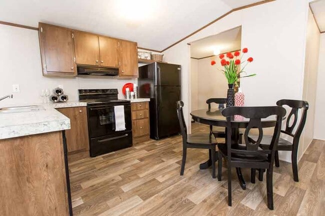 Building Photo - 1054 Meekins Rd