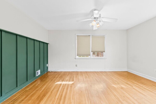 Building Photo - Charming 3-Bedroom Home in Silver Spring