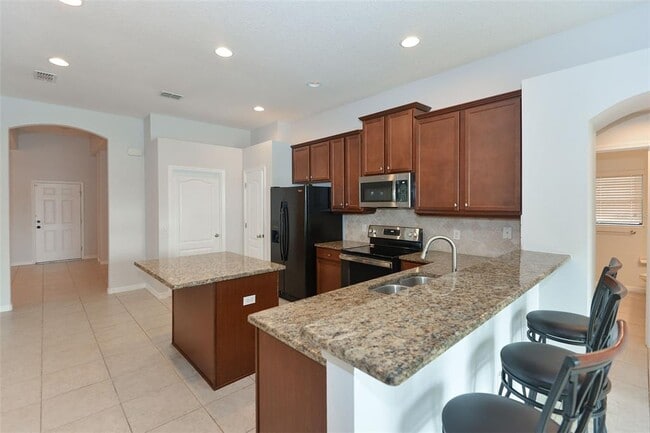 Building Photo - 3736 Briar Run Dr