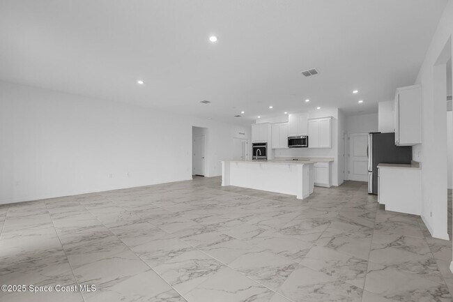 Building Photo - 6266 Moonrise Dr