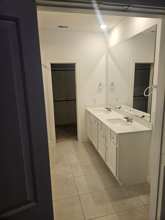 Building Photo - 5115 Klein Orchard Dr