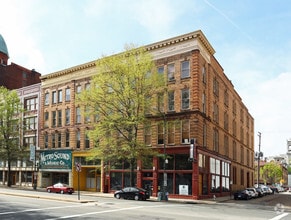 Building Photo - 121 W Broad St
