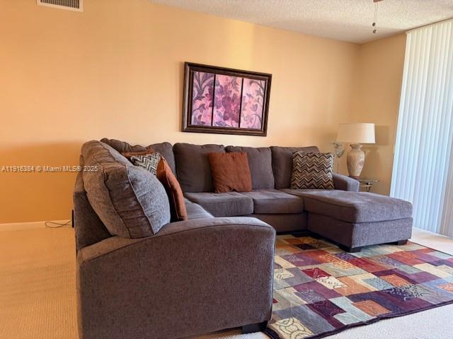 Building Photo - 19501 E Country Club Dr