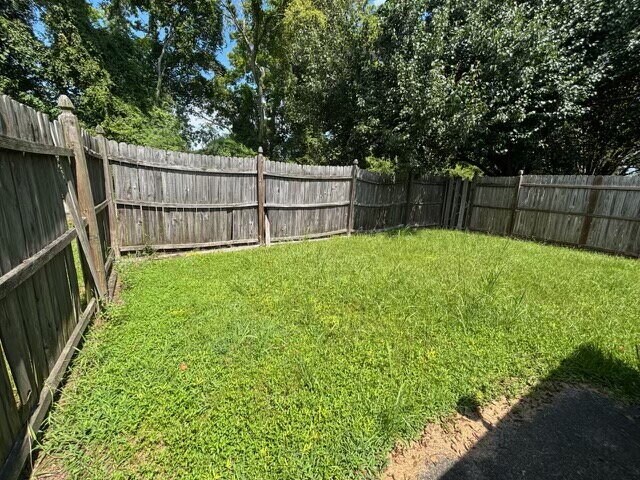 Building Photo - "Charming 2-Bed, 2-Bath Duplex Retreat on ...