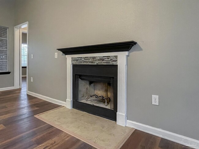 Building Photo - 16601 Egret Cir