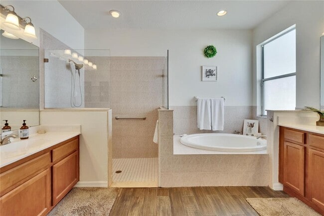 Building Photo - 12802 Cattail Shore Ln