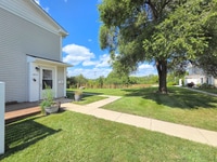 Building Photo - 1672 Cornell Dr