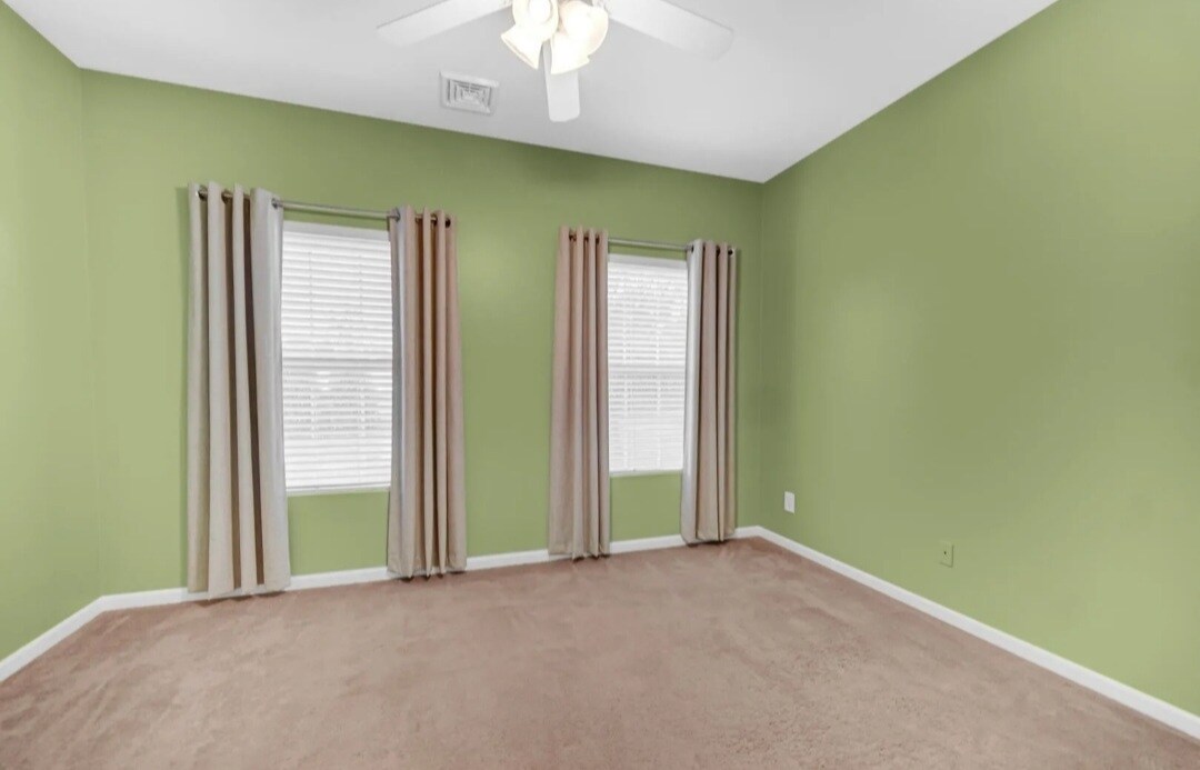 Building Photo - 217 Prestwick Dr