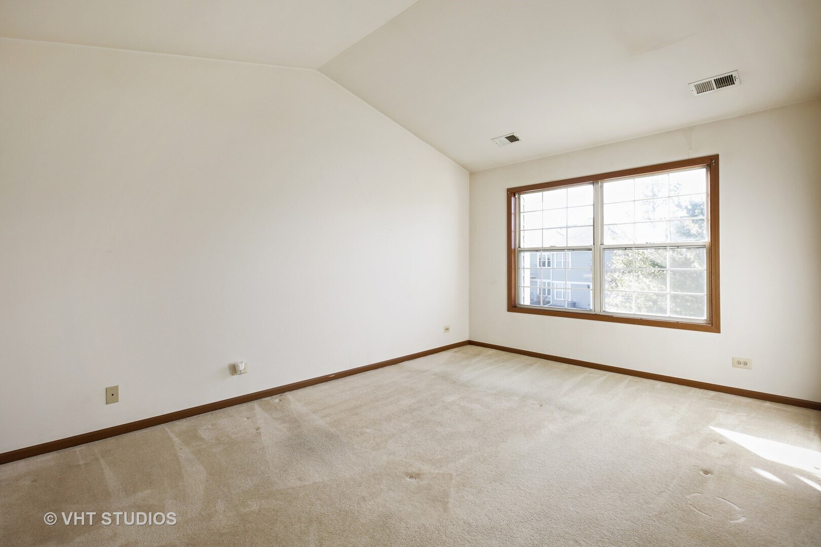 Building Photo - 321 Sheffield Dr