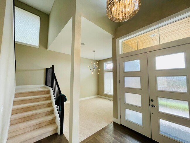 Building Photo - 8113 173rd Ave E