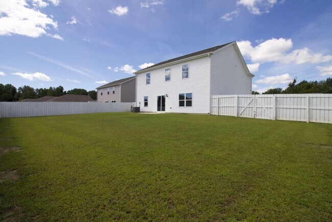 Building Photo - 119 Stella Blfs Dr