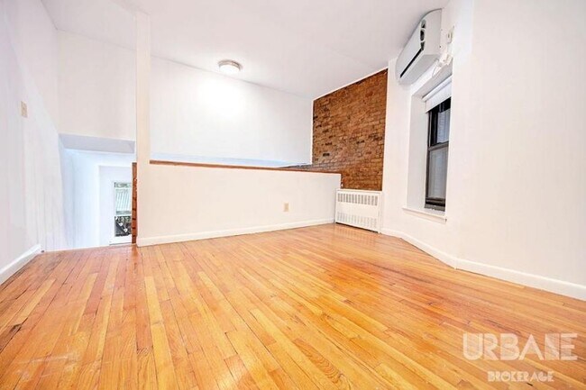 Building Photo - 1 bedroom in NEW YORK NY 10014
