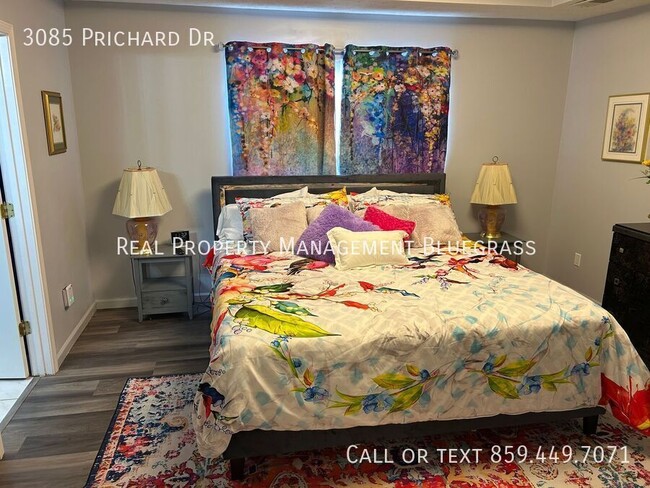 Building Photo - 3085 Prichard Dr
