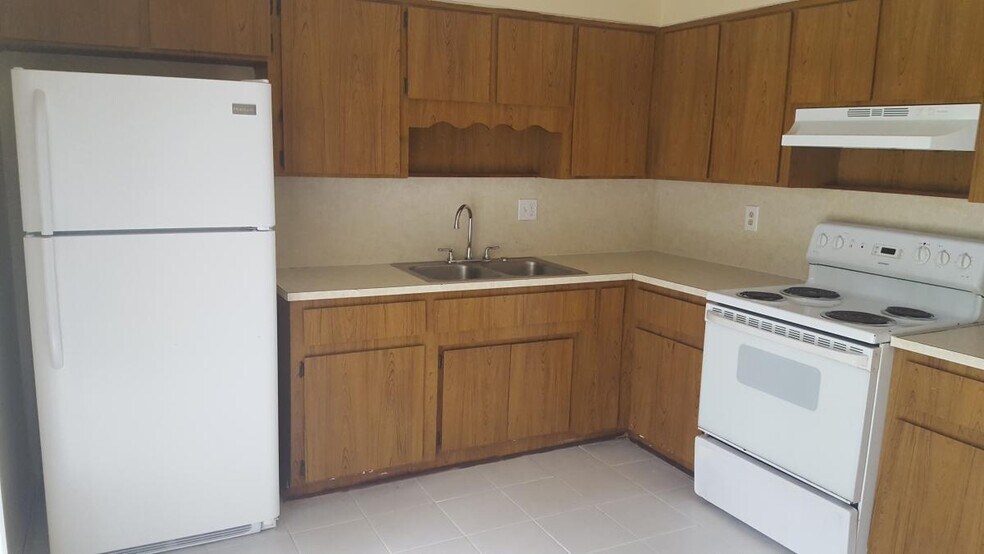 Building Photo - 7516 Necia Dr S