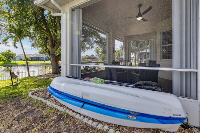 Building Photo - 533 SE 21st Ave