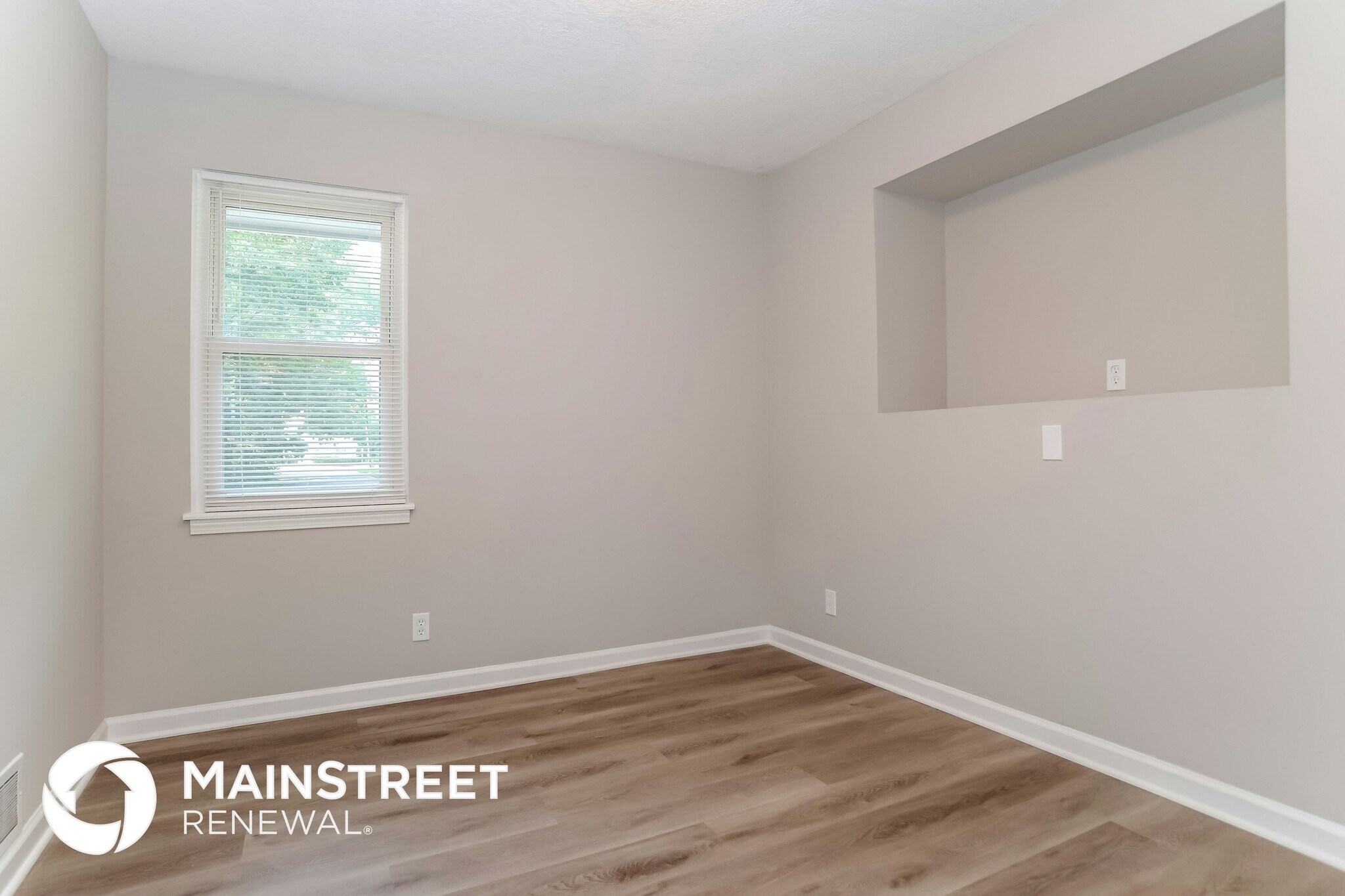 Building Photo - 7740 N Grand Ave