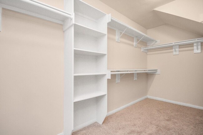 Building Photo - 174 Shiloh Dr