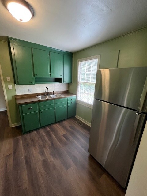Kitchen - 330 Clover St