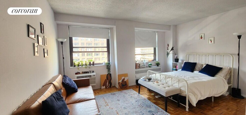 Building Photo - 401 Second Avenue 10H