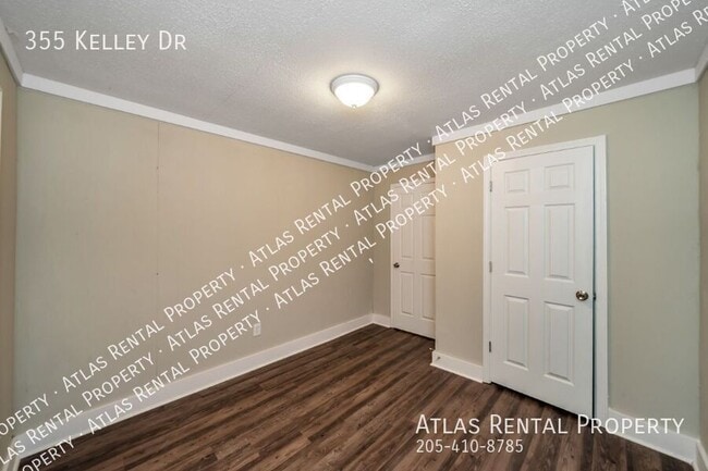Building Photo - 355 Kelley Dr