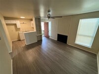 Building Photo - 1000 W 26th St