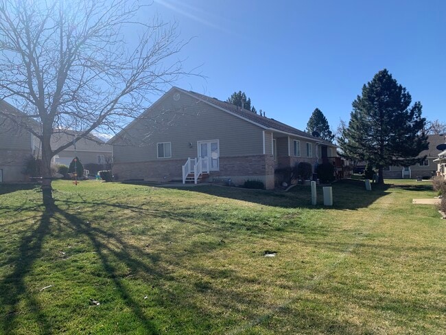 Building Photo - 325 E 100 S