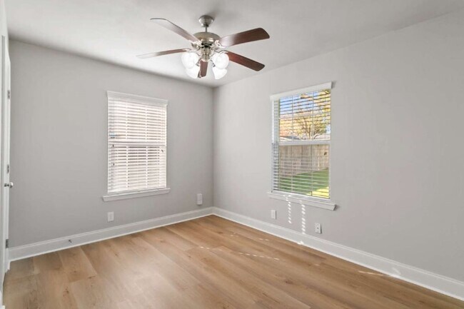 Building Photo - 5312 Odessa Ave