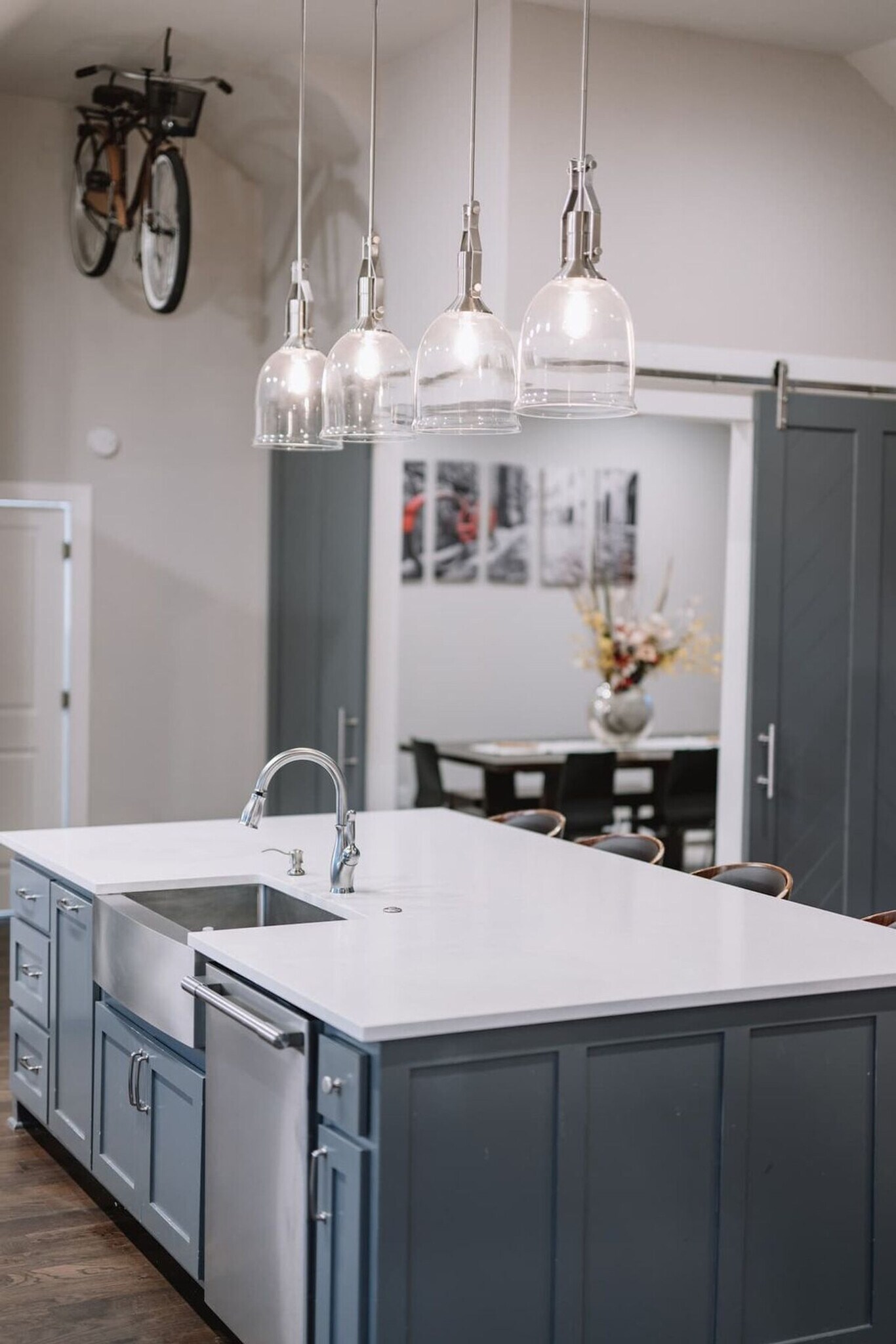 Building Photo - 2104 Almand Dr