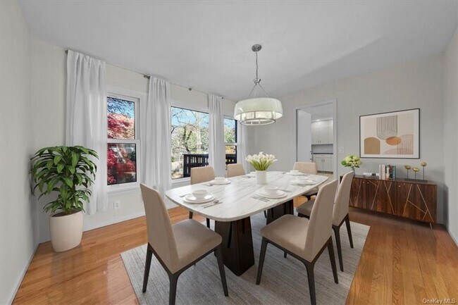 Building Photo - 3 Lakeview Ave