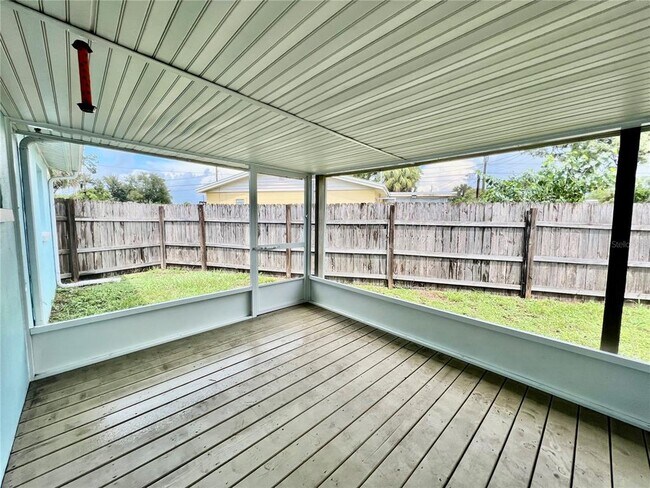 Building Photo - 6143 Illinois Ave