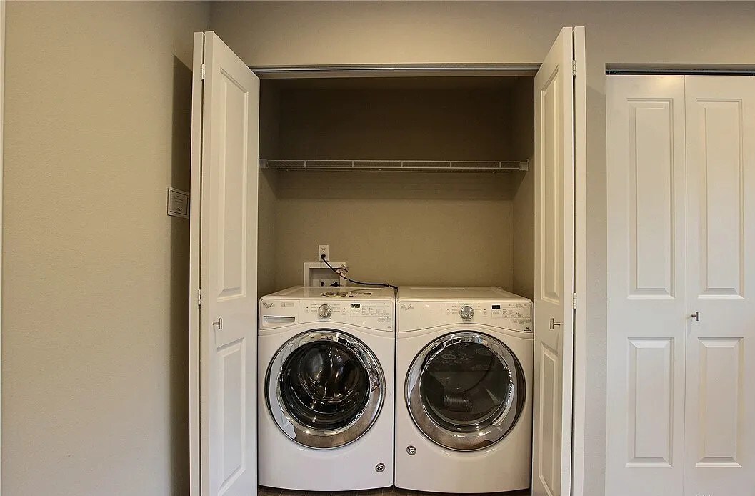 Building Photo - 1415 175th Pl NE