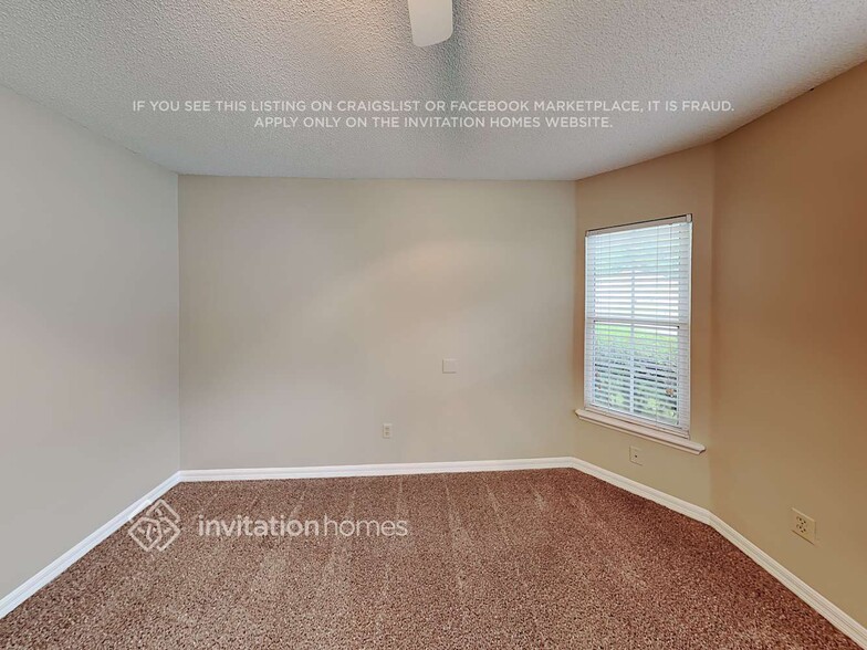 Building Photo - 244 Johns Glen Dr