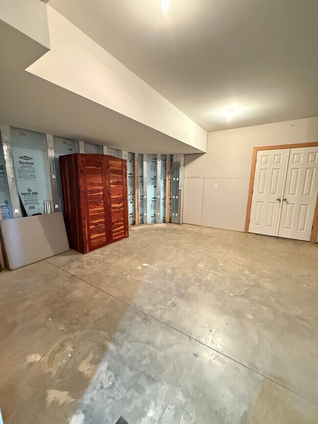 Building Photo - 142 Riverview Plantation Dr