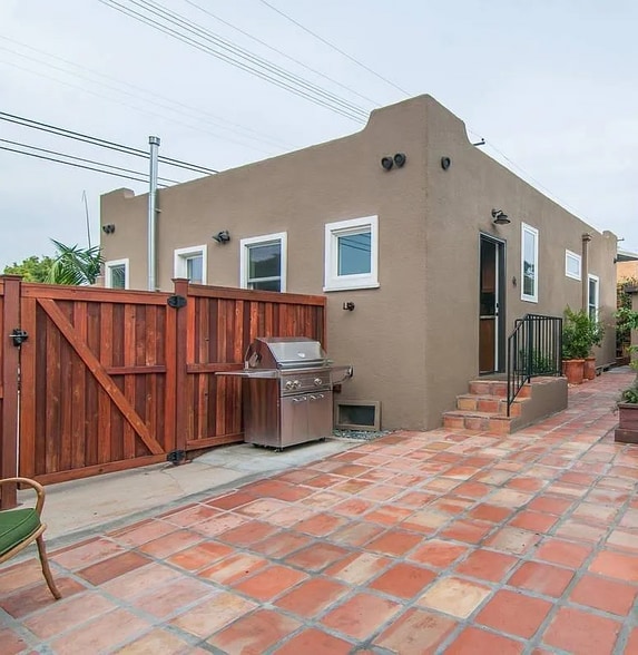 Building Photo - 1505 Robinson Ave