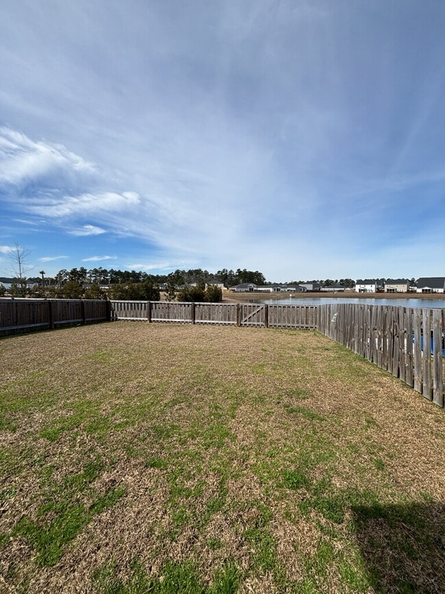 Building Photo - 416 Squire Pope Rd