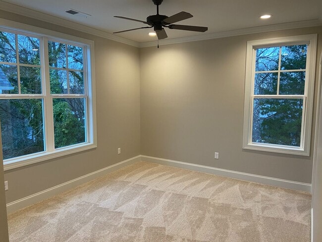 Building Photo - 3BR/3BA For Rent