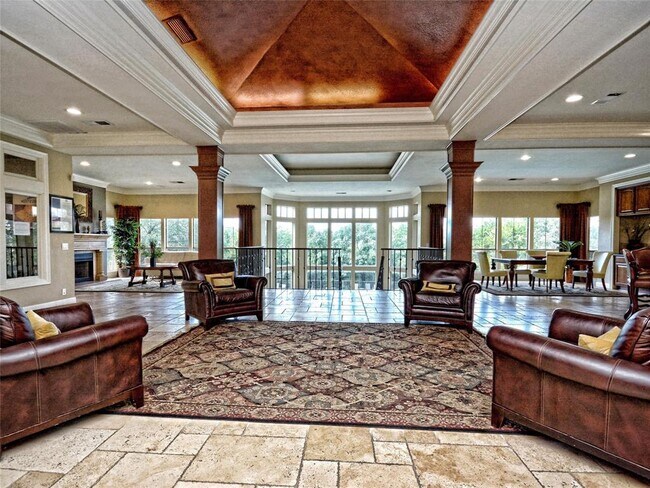 Building Photo - 6000 Shepherd Mountain Cove