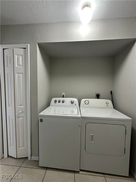 Building Photo - 1405 SW 10th St